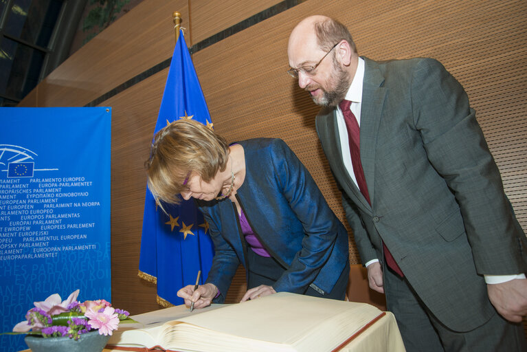 Foto 3: Martin SCHULZ - EP President meets with Marylise LEBRANCHU, french minister of the Reform of the State and decentralization