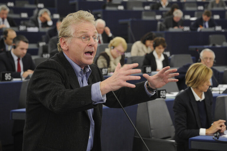 Foto 39: Plenary Session week 6 2013 - Statement by President of the French Republic, with debate