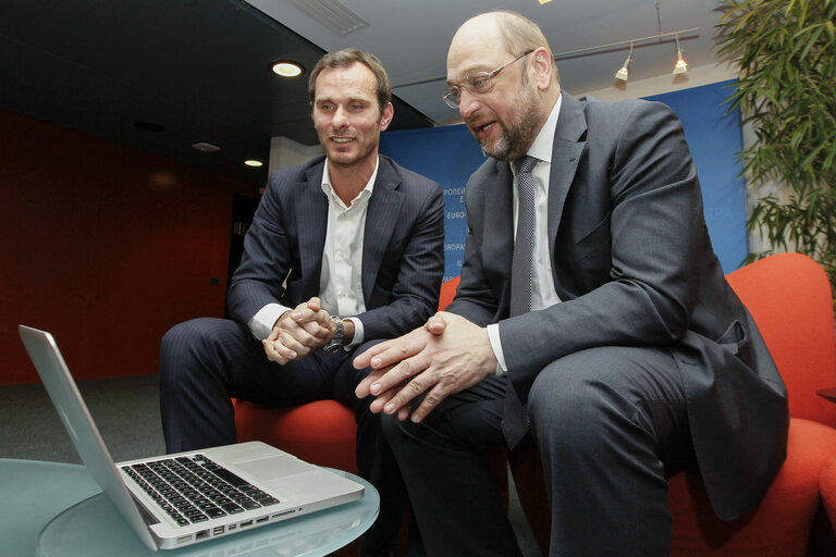 Fotografie 3: EP President meets with representatives of the Citizens' Initiative for freedom of press and media pluralism