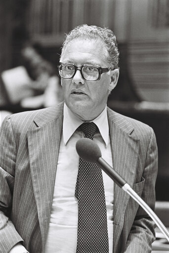 Fotografija 4: Member of the European Commission Wilhelm HAFERKAMP during a session in Luxembourg on July 1977.