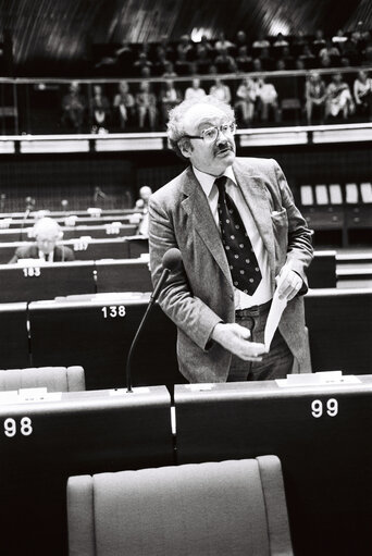 The MEP Robert C. BATTERSBY during a session in Strasbourg in April 1980.