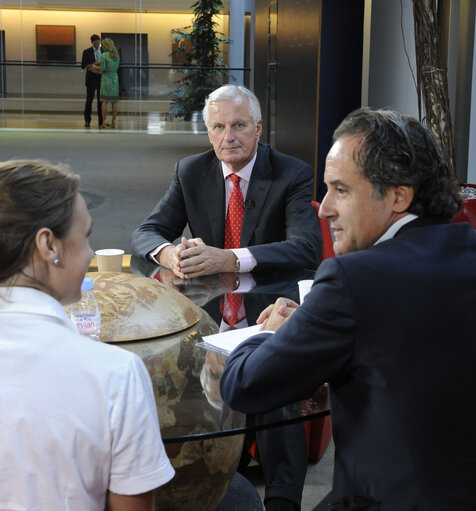 Vox box with Commissioner BARNIER