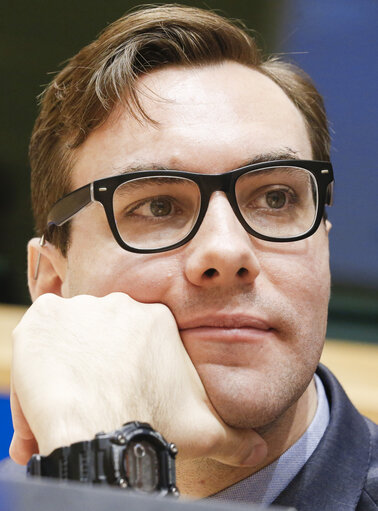 Valokuva 13: Meeting 'Privacy Platform, Surveillance vs. Encryption.Who's winning the cat and mouse game?'