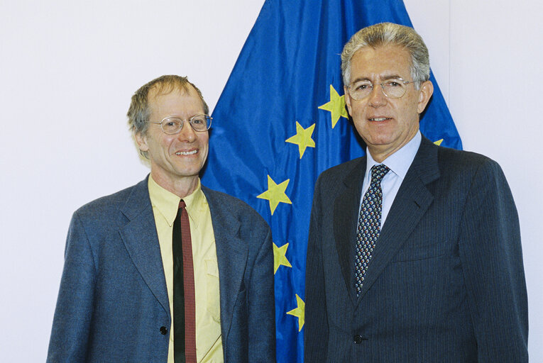 Zdjęcie 3: Exchange of views with the Commissioner in charge of Competition