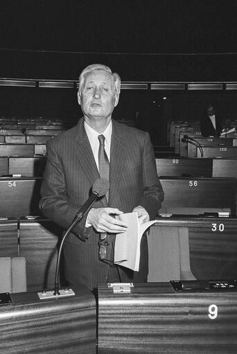 Fotografija 16: Portrait of MEP Charles Emile LOO  at the European Parliament in Strasbourg