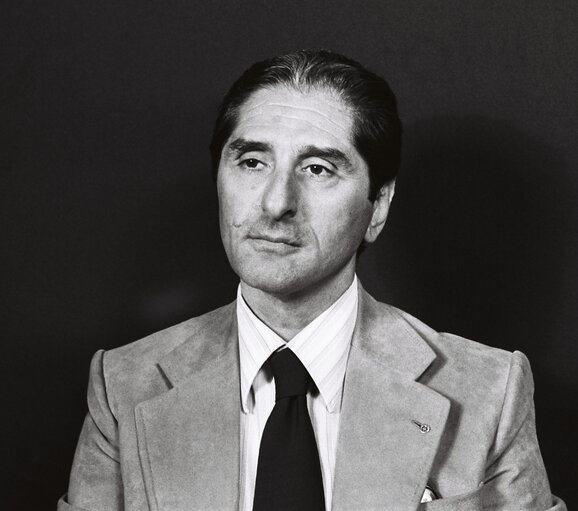 Zdjęcie 14: Portrait of the MEP Pietro ADONINNO in September1979.