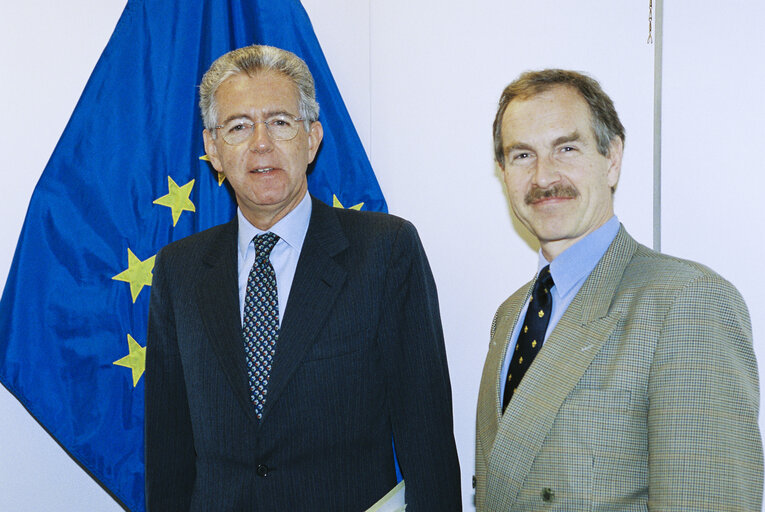 Zdjęcie 1: Exchange of views with the Commissioner in charge of Competition