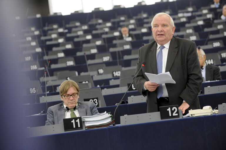 Fotografie 17: Preparations for the European Council meeting (24-25 October 2013)  Council and Commission statements during plenary session week 43 2013 in Strasbourg