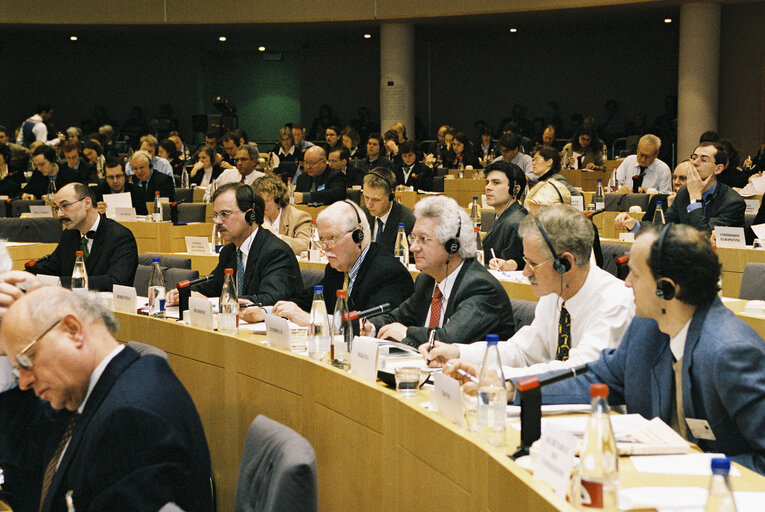 Photo 1 : ECON Committee - Public hearing on Supplementary Pensions