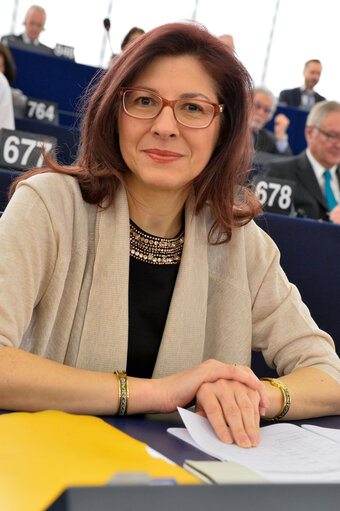 Foto 3: Romana JORDAN in plenary session week 09 2014 in Strasbourg