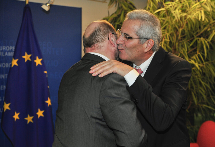 Fotografia 3: Martin SCHULZ EP President meets with Andros KYPRIANOU General Secretary of the Central Committee of AKEL