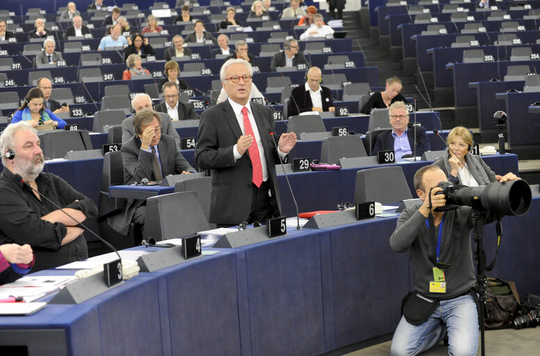 Fotografie 40: Preparations for the European Council meeting (24-25 October 2013)  Council and Commission statements during plenary session week 43 2013 in Strasbourg