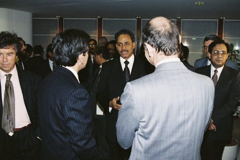 Foto 23: The President of Bangladesh makes an official visit to the EP in Brussels