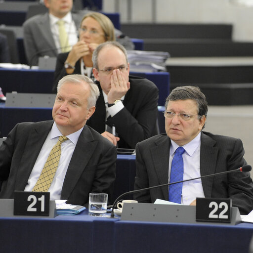 Fotografie 11: Preparations for the European Council meeting (24-25 October 2013)  Council and Commission statements during plenary session week 43 2013 in Strasbourg