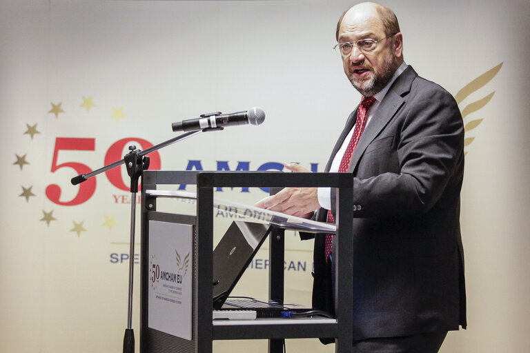 Foto 5: Keynote speech American Chamber of Commerce conference