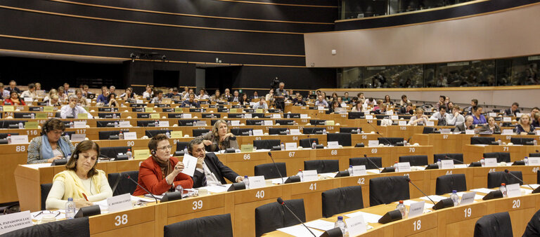 LIBE Committee inquiry. Electronic mass surveillance of EU citizens.