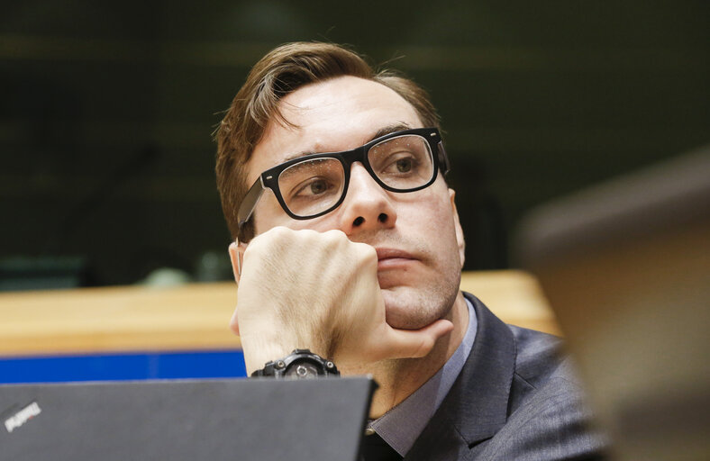 Valokuva 4: Meeting 'Privacy Platform, Surveillance vs. Encryption.Who's winning the cat and mouse game?'