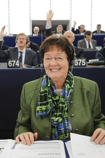 Fotagrafa 1: Elisabeth JEGGLE during Plenary session week 41 2013 in Strasbourg