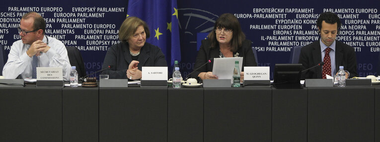 Nuotrauka 3: ITRE Committee meeting - Visit of Maire GEOGHEGAN-QUINN, EC Commissioner for Research, Innovation and Science, on the 'Innovation Investment Package, comprising Article 187 and Article 185 proposals