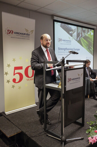 Foto 4: Keynote speech American Chamber of Commerce conference