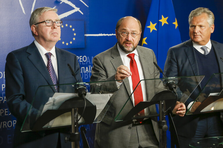 Suriet 14: Joint press point on Monitoring Ukraine by Martin SCHULZ, EP President, Pat COX, former EP President and Aleksander KWASNIEWSKI, former Polish President