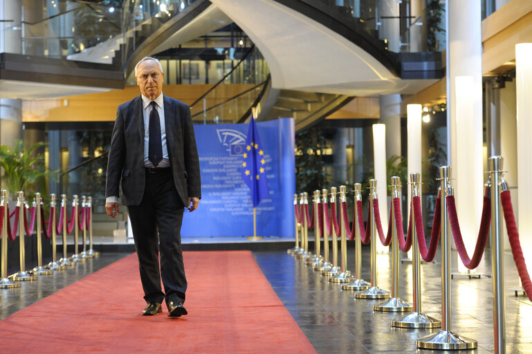 Fotografie 7: MEP Adam GIEREK at the European Parliament in Strasbourg