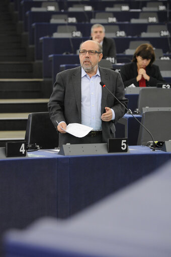 Zdjęcie 11: Plenary session week 43 2013 in Strasbourg - Preparations for the European Council meeting (24-25 October 2013)  Council and Commission statements