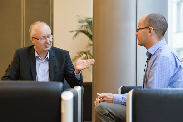 Photo 1: Interview of a MEP Mikael GUSTAFSSON by a Finnish journalist.