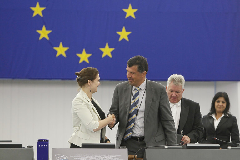 Fotografie 26: Plenary session week 37 2013 in Strasbourg - More efficient and cost-effective interpretation in the European Parliament