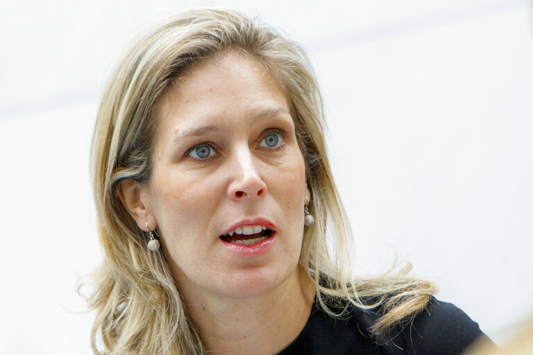 Photo 2 : Interview with MEP Silvana KOCH-MEHRIN in Brussels