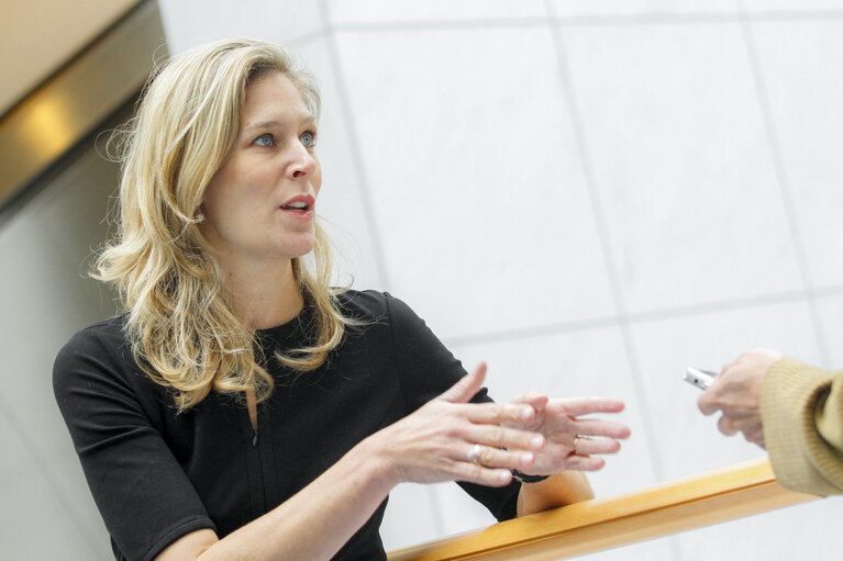 Photo 10 : Interview with MEP Silvana KOCH-MEHRIN in Brussels