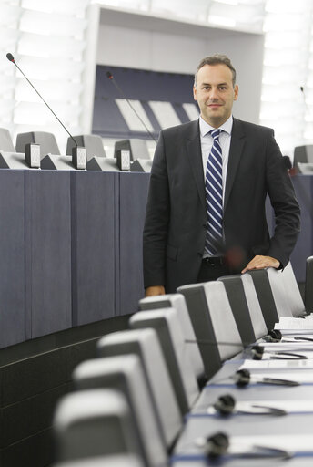 Georgios PAPANIKOLAOU  in plenary