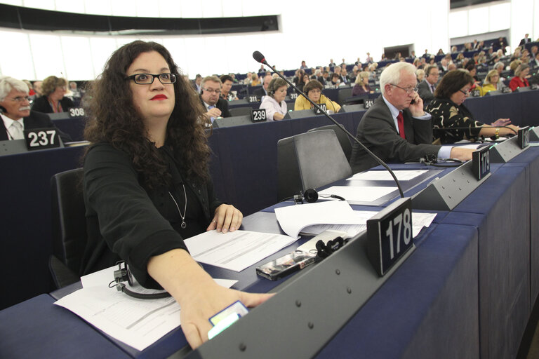 Fotó 4: Mojca KLEVA KEKUS in plenary in Strasbourg, week 37 2013