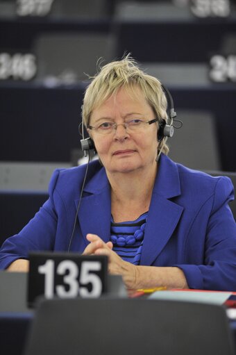 Billede 3: Liisa JAAKONSAARI in plenary session in Strasbourg week 37 2013