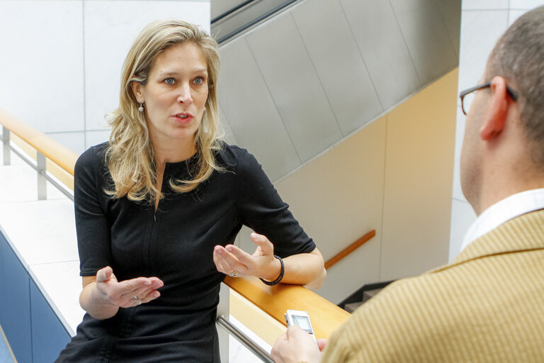 Photo 5 : Interview with MEP Silvana KOCH-MEHRIN in Brussels