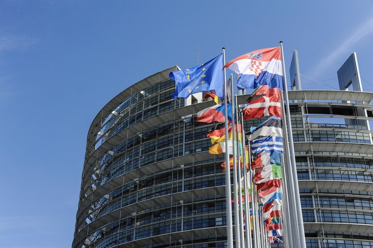 Suriet 11: Raising of the Croatian flag in Strasbourg