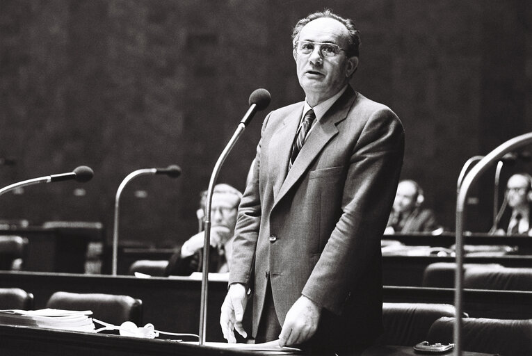 The delegue  Michel COINTAT during a session in Luxembourg on December 1978.