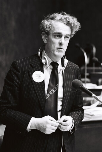 Tam DALYELL, Member of the European Parliament, during a session in Luxembourg in December 1978.