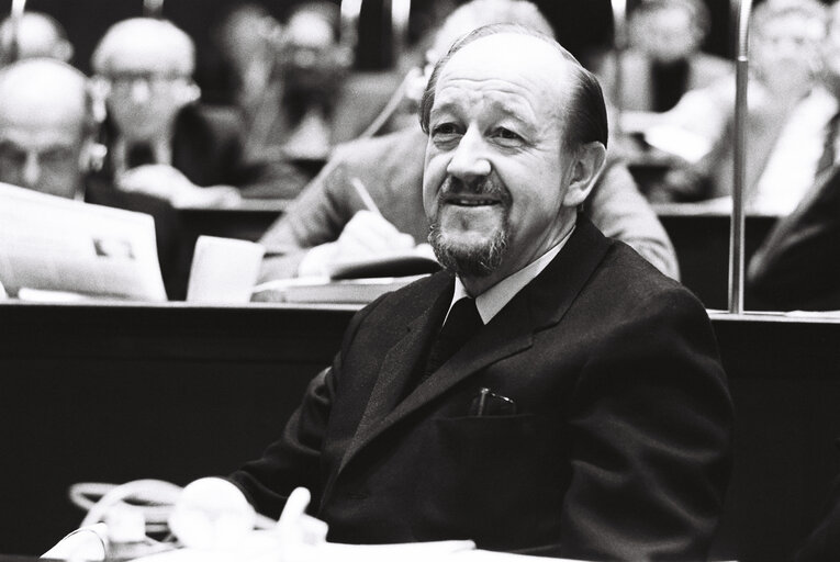 The delegue Erik Karl HOLST  during a session in Luxembourg in December 1978.