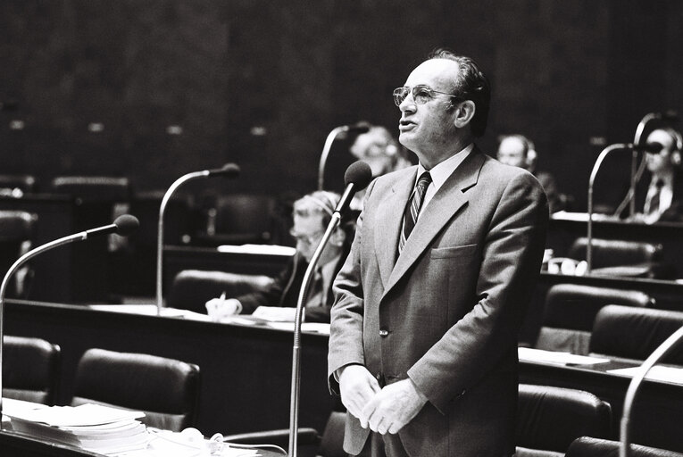 The delegue  Michel COINTAT during a session in Luxembourg on December 1978.