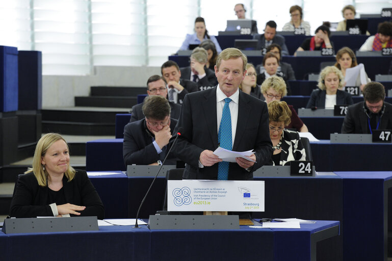 Foto 48: Plenary session in Strasbourg - Week 27 2013 - Review of the Irish Presidency, including the MFF agreement - Council and Commission statements