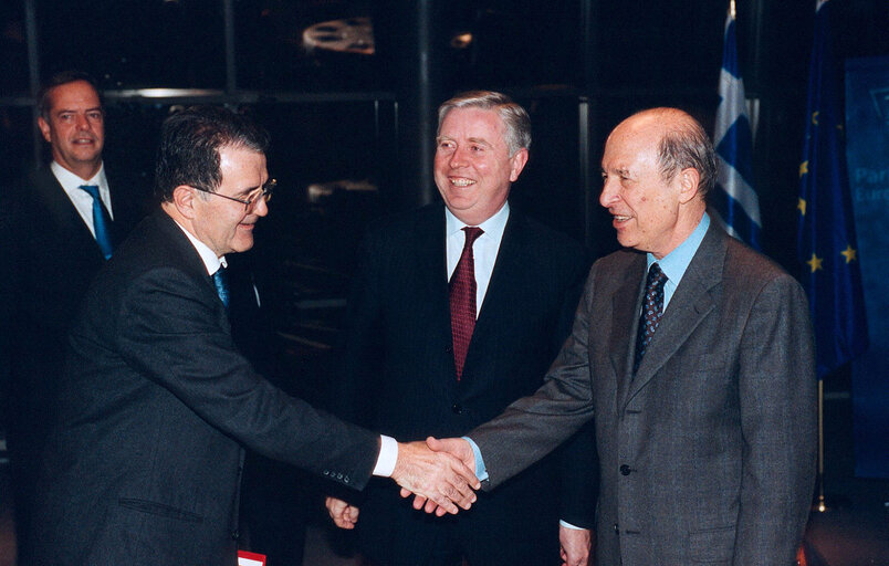 Photo 2: Visit of the Prime Minister of Greece and Acting President of the Council to the EP in Strasbourg, following the Summit on Iraq.