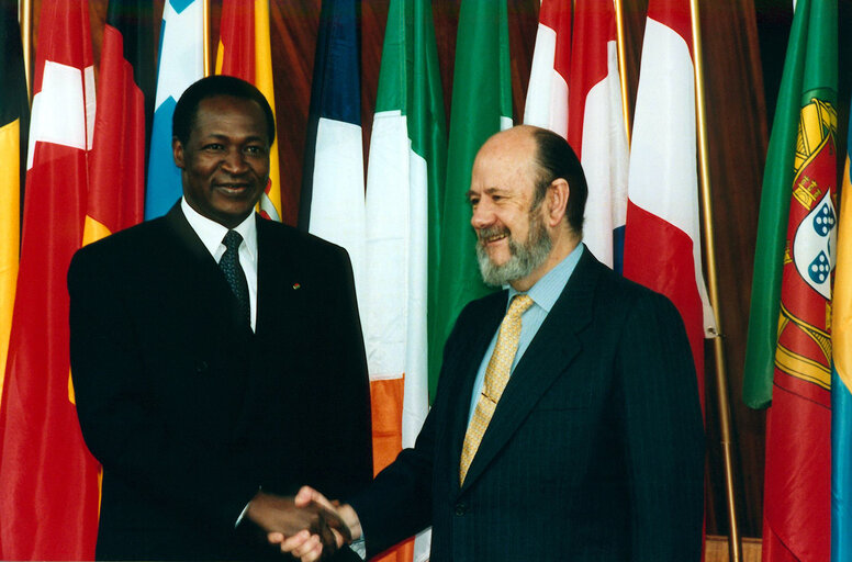 Fotografie 2: Official visit of the President of Burkina Faso to the EP in Strasbourg.