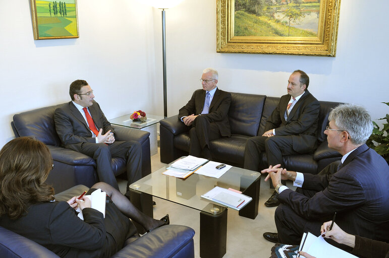 Fotografia 17: EP President meets with the Prime Minister of Georgia.