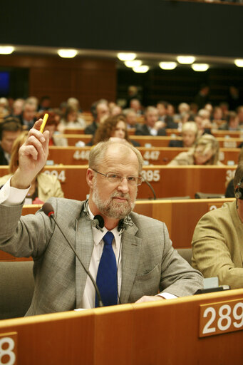 Photo 1: Johannes LEBECH in plenary session in Brussels.