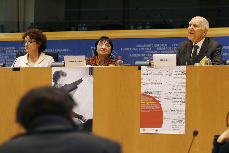 Foto 35: Joint conference of the EP, EC and UN on 60 years of the Universal Declaration of Human Rights: the defenders take the floor.