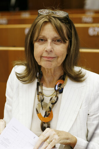 Suriet 3: MEP Janelly FOURTOU at the EP in Brussels.