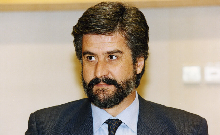 Zdjęcie 46: Manuel MARIN in a meeting at the EP in Brussels.