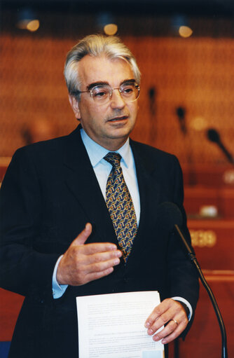 Fotografi 3: Carles-Alfred GASOLIBA i BOHM in plenary session in Strasbourg.