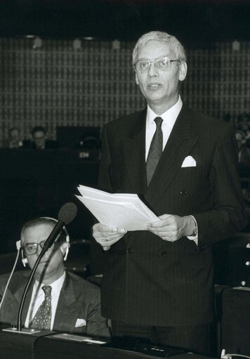 Fotó 2: The Minister for Foreign Affairs of the Netherlands in Plenary Session in Strasbourg during the Dutch Presidency of the EU.